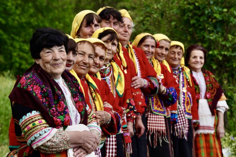 The Dunya traditional folklore group